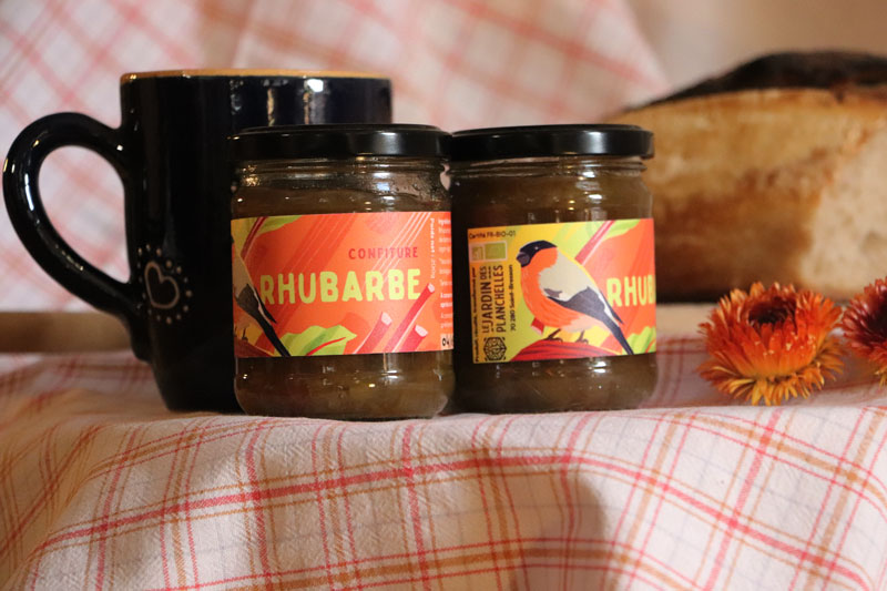 Pot de confiture de rhubarbe bio du jardin des Planchelles